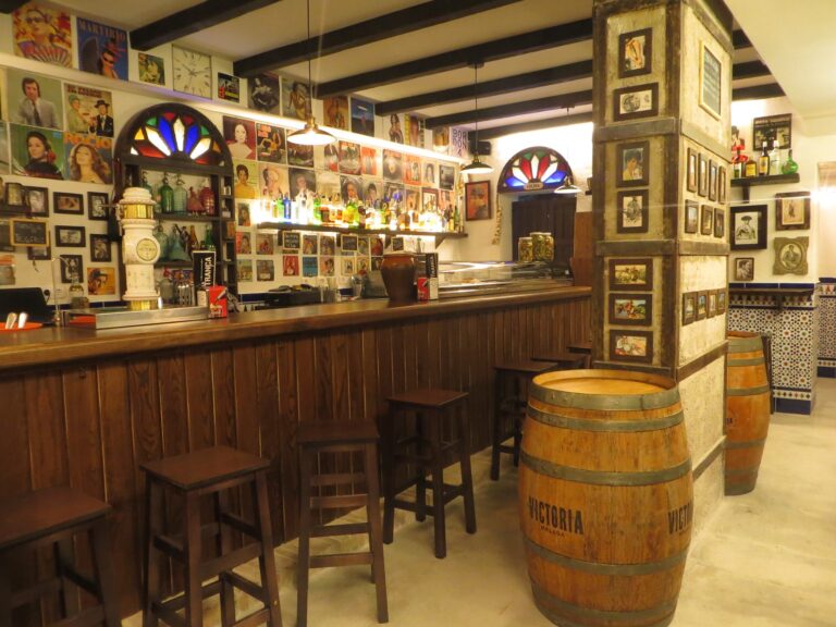 Authentic tapas bar Malaga La Tranca